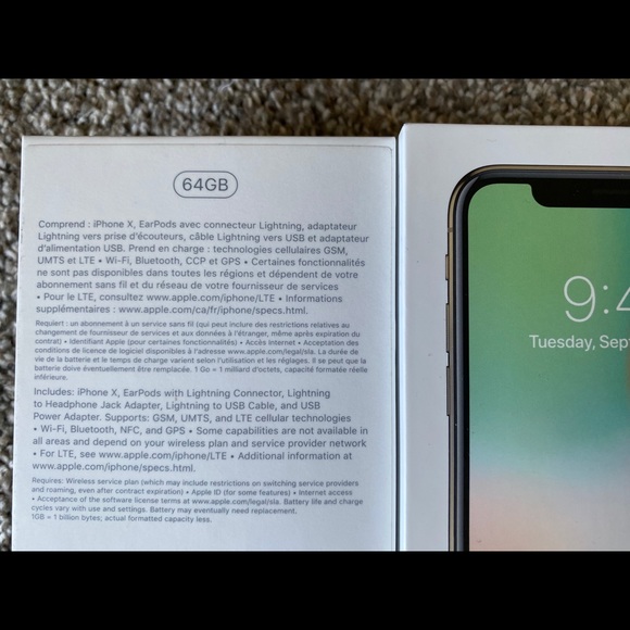 iPhone APPLE IPHONE X BOX only with accessories - Picture 3 of 3